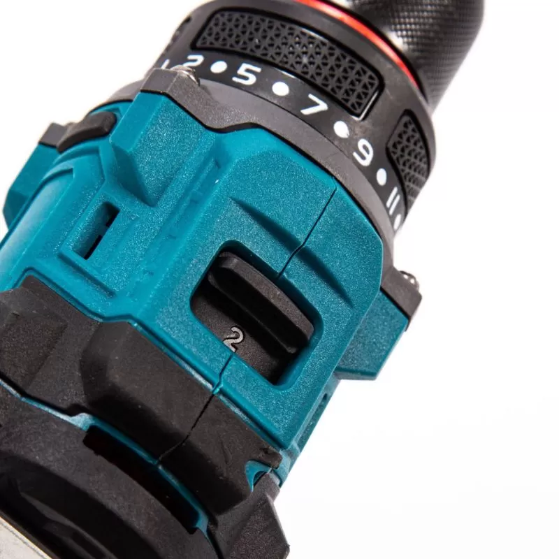 Аккумуляторная дрель-шуруповерт 21В 70 Нм P10159